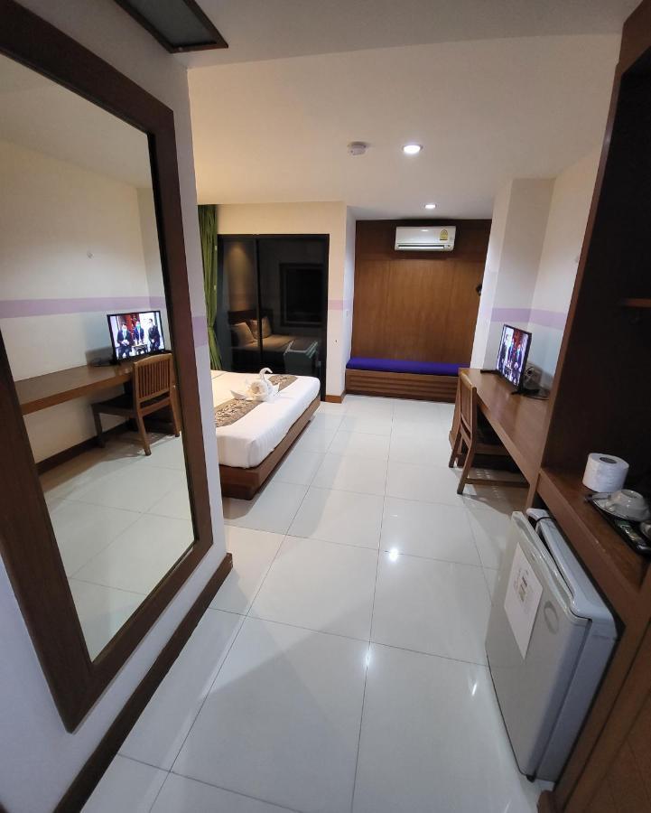 Chana Hotel Phuket מראה חיצוני תמונה