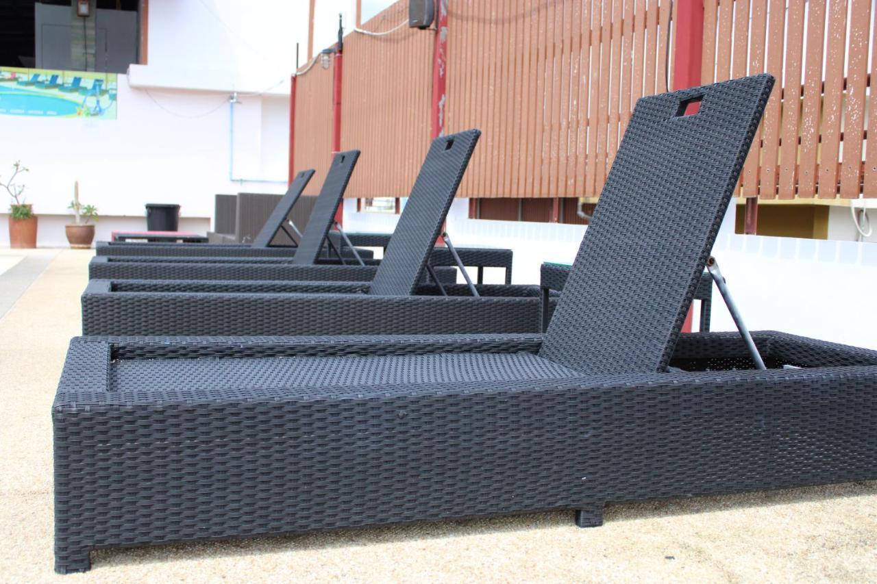 Chana Hotel Phuket מראה חיצוני תמונה