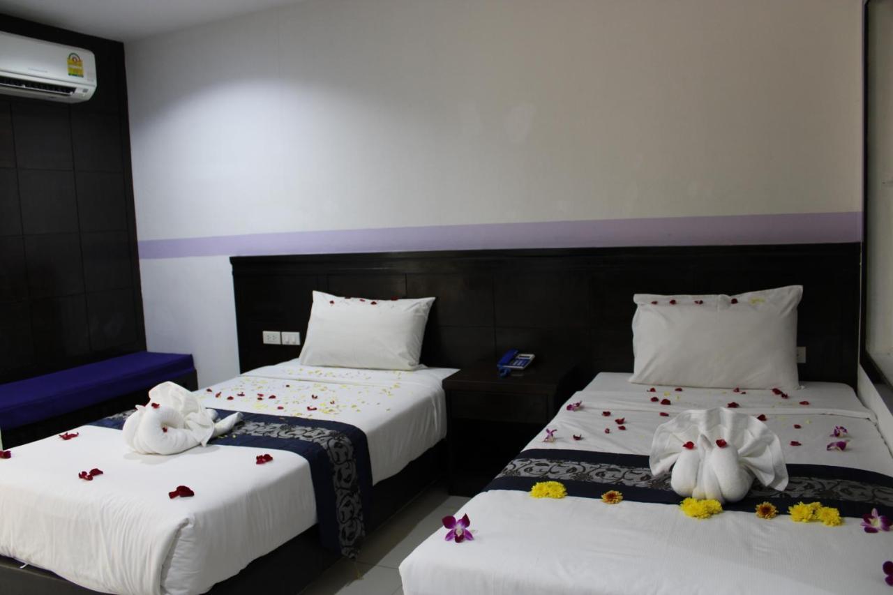 Chana Hotel Phuket מראה חיצוני תמונה