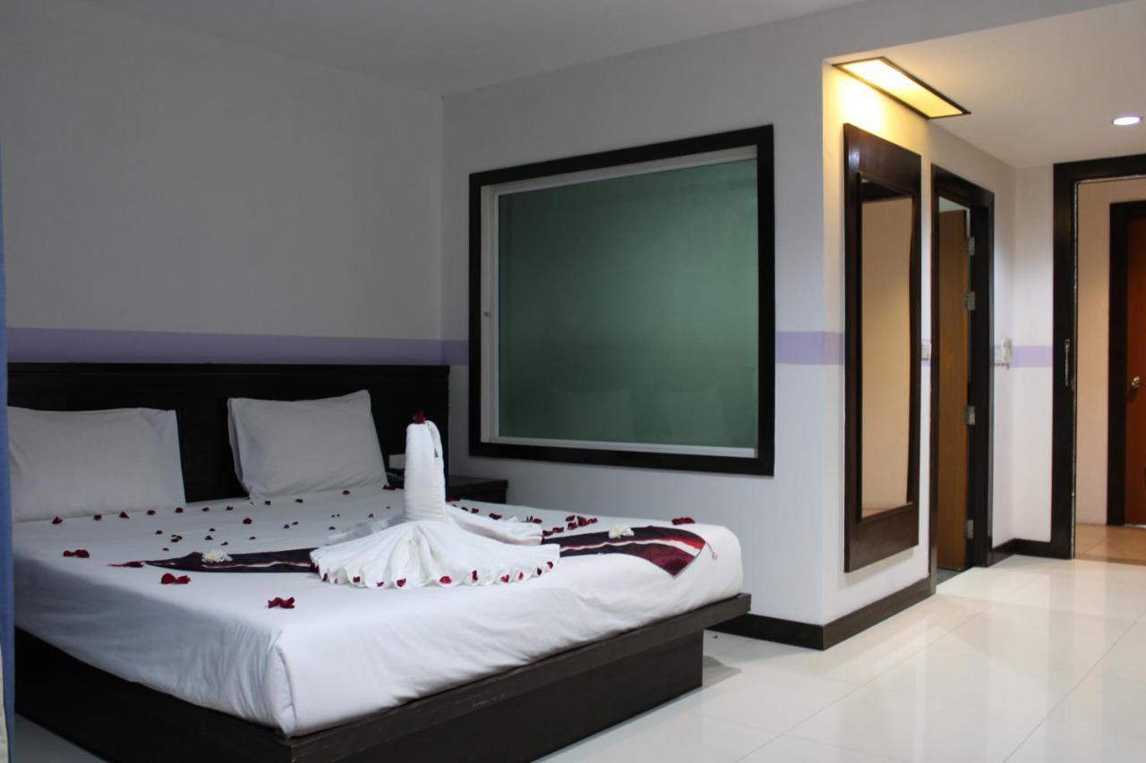 Chana Hotel Phuket מראה חיצוני תמונה