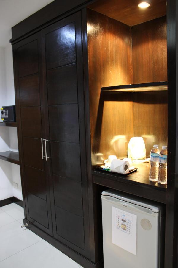 Chana Hotel Phuket מראה חיצוני תמונה