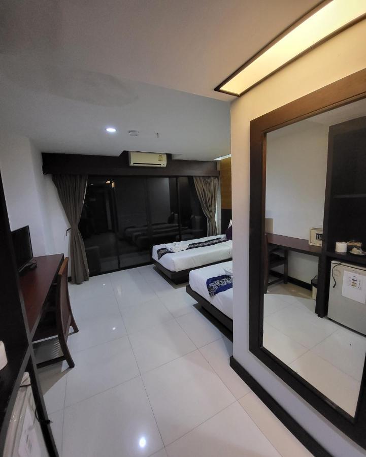 Chana Hotel Phuket מראה חיצוני תמונה