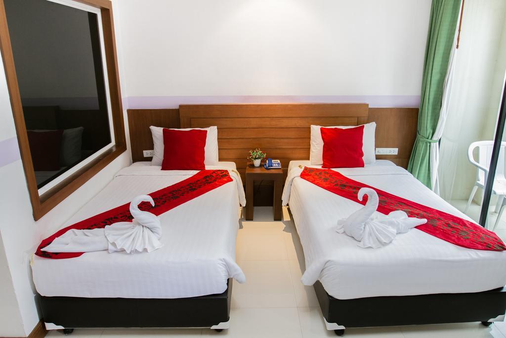 Chana Hotel Phuket מראה חיצוני תמונה