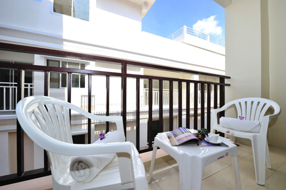 Chana Hotel Phuket מראה חיצוני תמונה